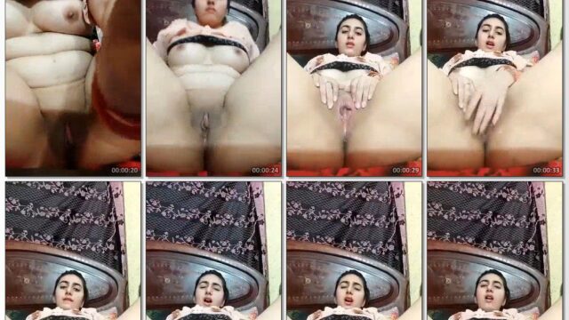 بنوته هيوجه تتصور لحبيبها بالاندر والبرا وتقلعله توريه بزازها الجامدين وتلاعب كسها كسم الحرمان يا جدع